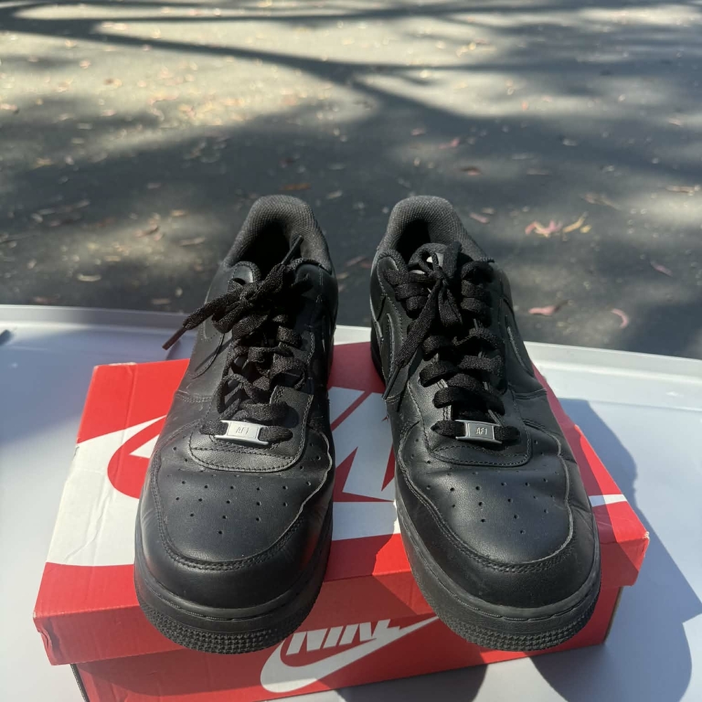 Nike Black Air Force 1 Low Leather Sneakers